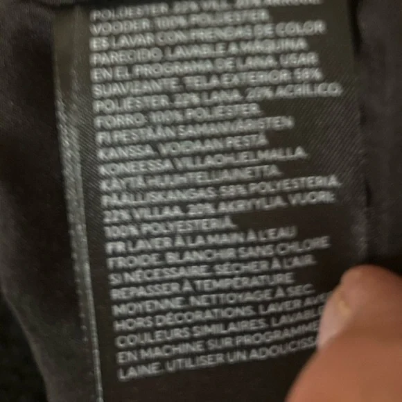 ✌️4 for $20✌️ H&M classic boucle dress - Picture 13 of 13